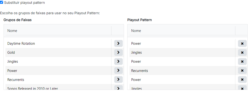 A aba Playout Pattern do editor de clocks, mostrando a caixa de seleção "Substituir playout pattern" marcada acima de um seletor de grupos de faixas de dois painéis