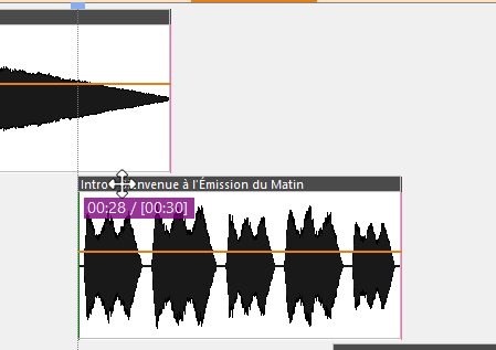 Barre supérieure du conteneur de forme d'onde du voice track glissée avec le curseur de déplacement