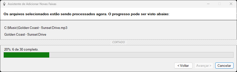 Página de progresso do assistente para adicionar novas faixas do PlayIt VoiceTrack